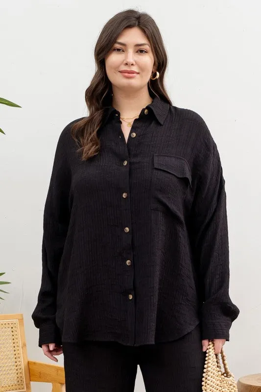 CURVY SOLID LIGHTWEIGHT BUTTON DOWN SHIRT