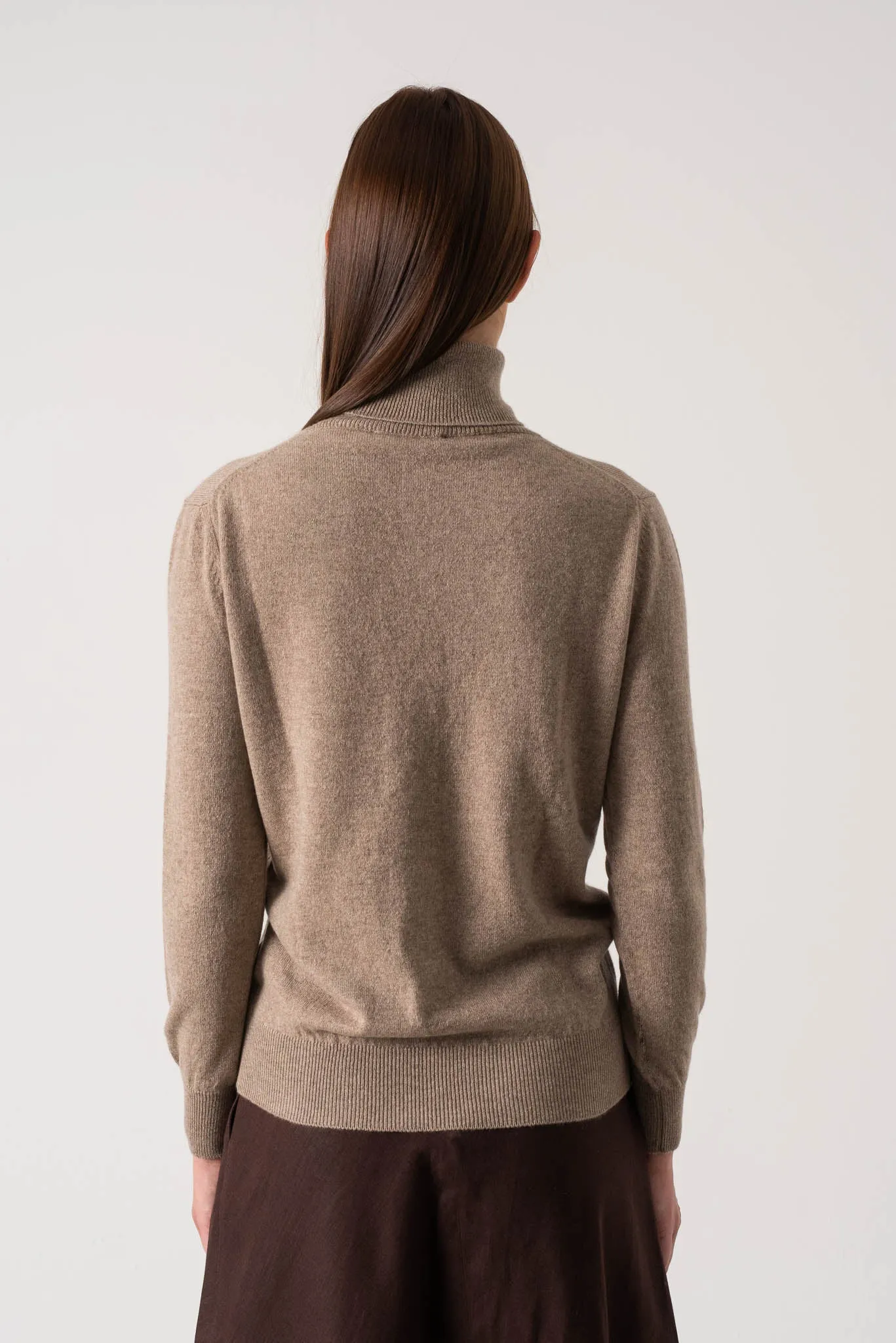 Ombra 100% Cashmere Turtleneck Sweater Taupe