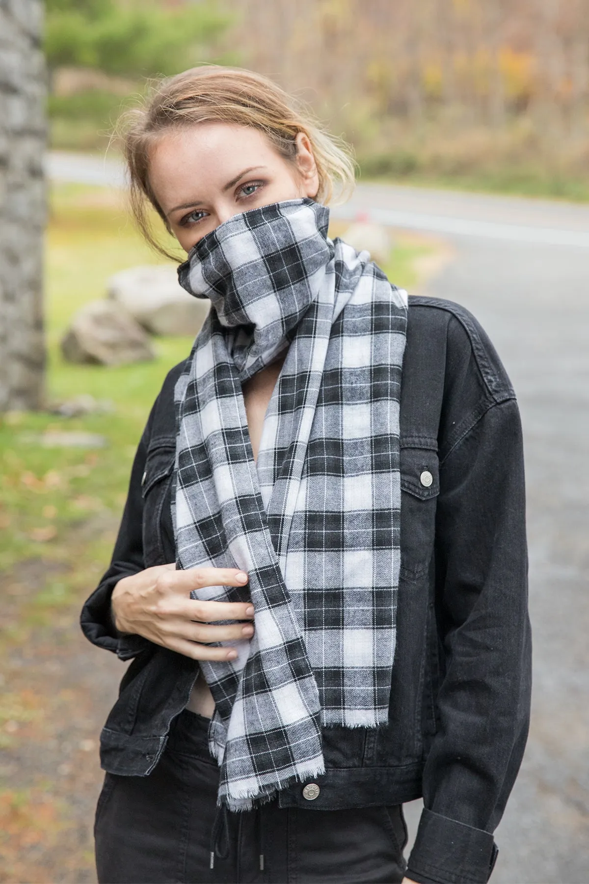 Plaid Scarves with Hidden Pocket